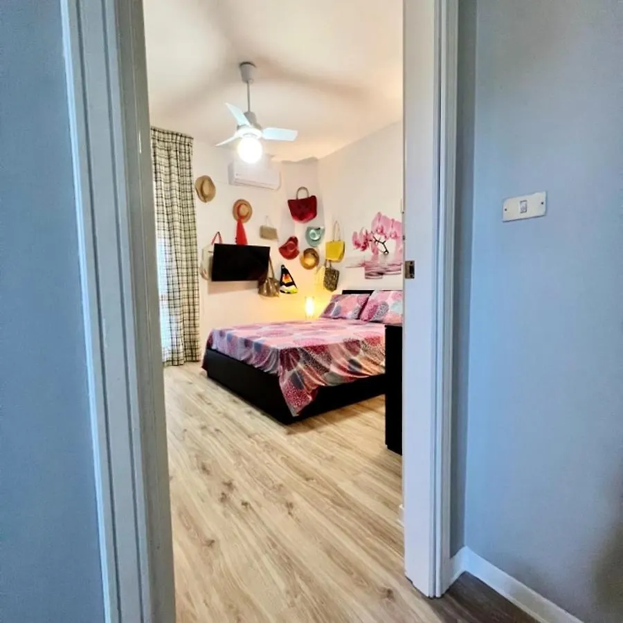 Spacious Apartment With Sea View In Giardini Naxos 120 M² Pool