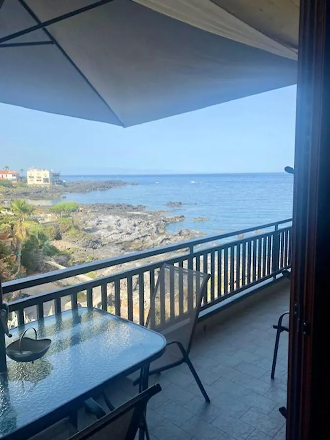 Spacious Apartment With Sea View In Giardini Naxos 120 M² Pool